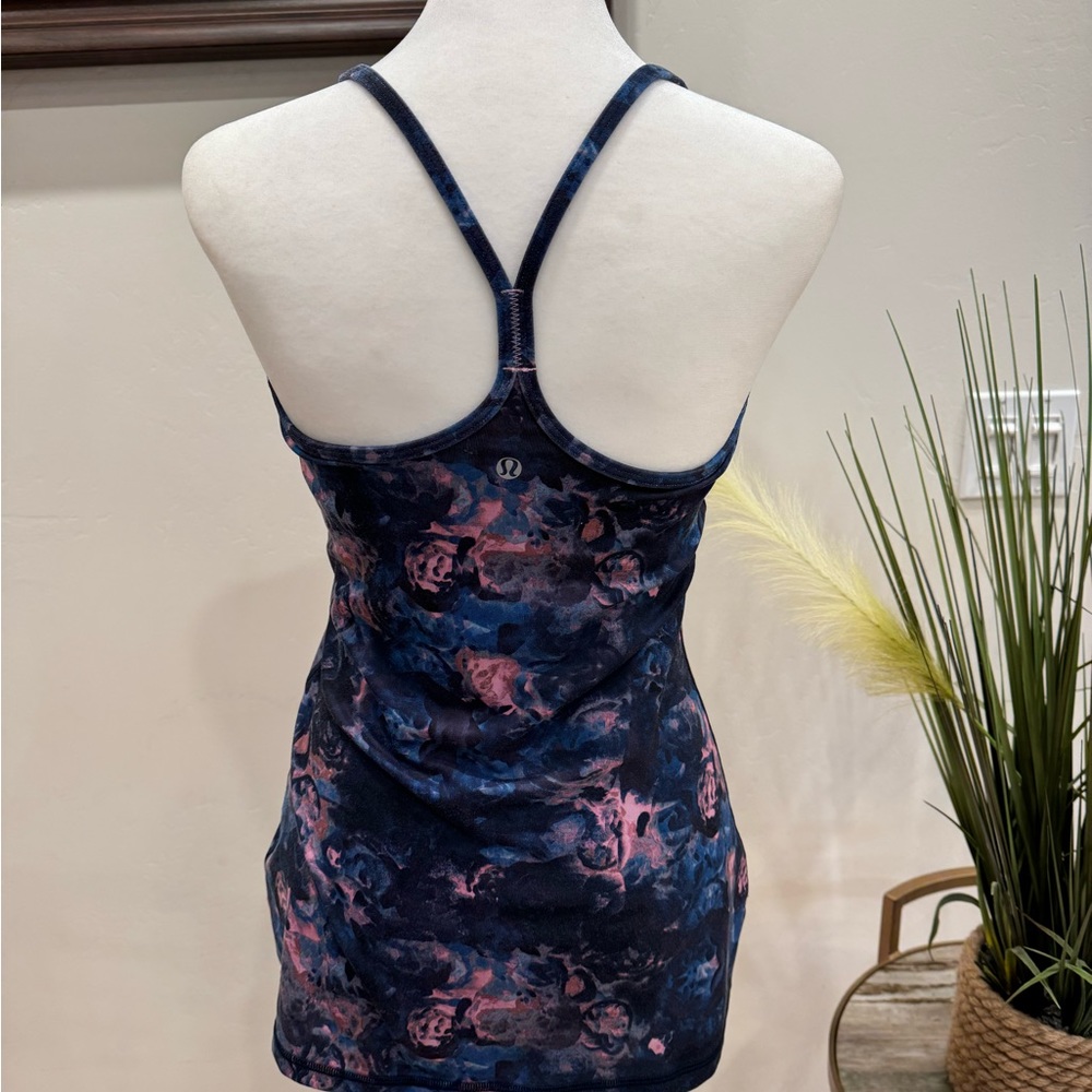 🩷LULULEMON- Women's Power Y Tank with built in bra🩷 - Picture 6 of 7